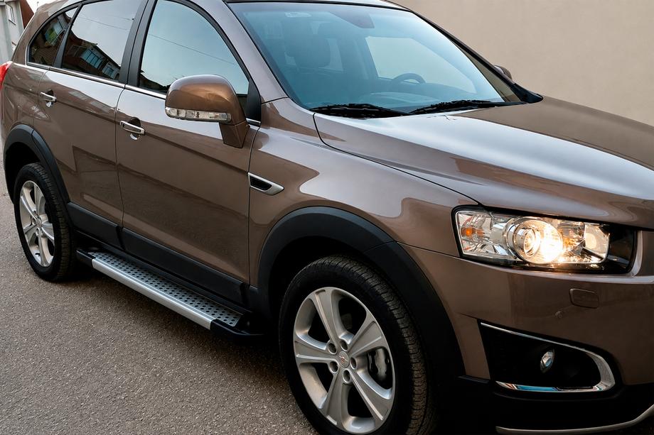 Opel Antara 2006–2017 Allmond Grey -sivukynnykset (2 kpl, alumiini) 2007-2015 Image