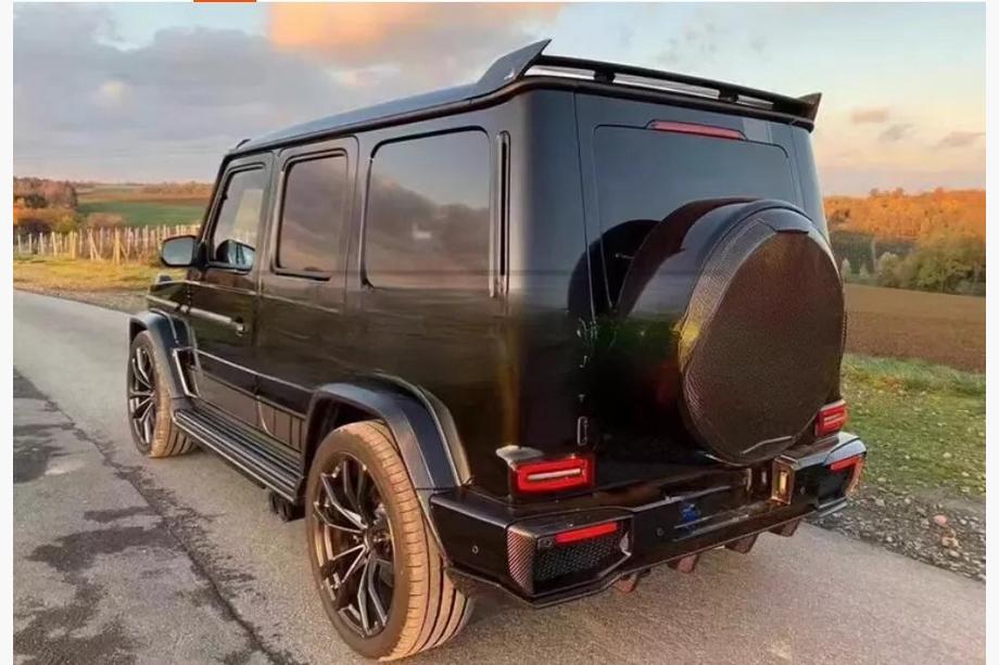 Mercedes G-Class W463 2018–2024 Takapuskurin diffuusori V2 (G63 AMG, hiilikuitu) Kuva 1