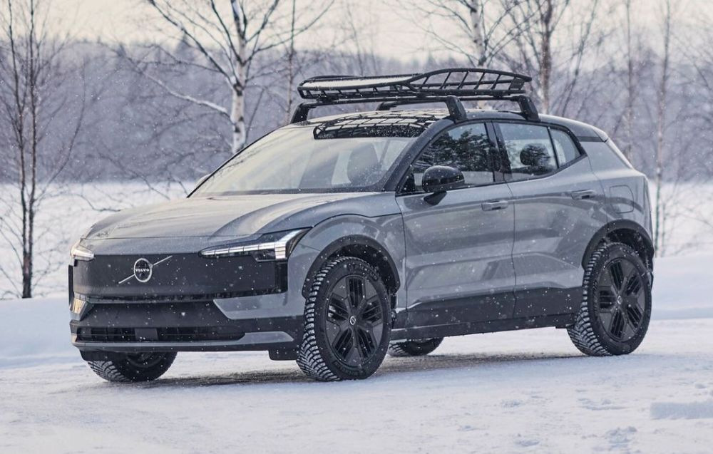 Volvo EX30 Cross Country: Maastoversio sähköcrossoverista – koeajo