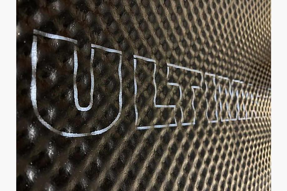 Tiivistemateriaali Sound Absorber PU 15 mm (75x100 cm) Kuva 1