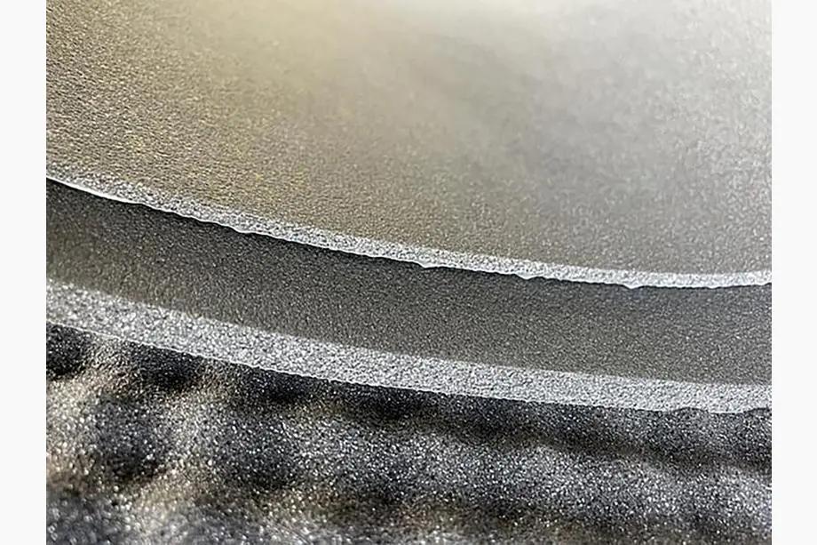Ääni- ja lämpöeriste ULTIMATE ACCENT PRO 4 mm elastinen PE-solumuovi vedenkestävällä liimalla, levy (0,5 m x 0,75 m) Image