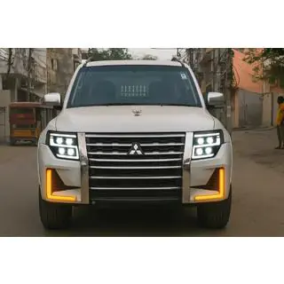 Etupuskuri LXR Mitsubishi Pajero Wagon IV 2006–2021 kuva 1