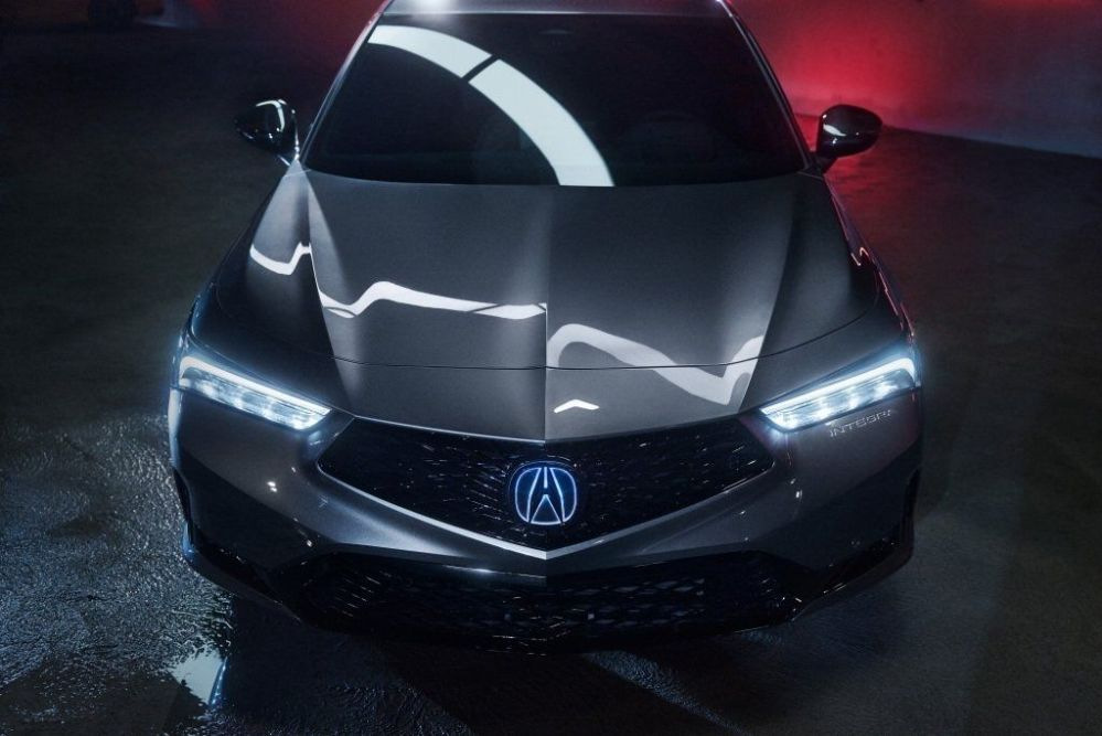 Acura Integra -koeajo: tyyliä ja dynamiikkaa liftback-korissa