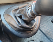 Opel Vivaro 2001–2015 Nahkainen vaihdekepin suojapussi kuva 5
