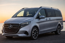 Mercedes Vito/V-class W447 2014– Etusäleikkö AMG-Line (2024+) kuva 1