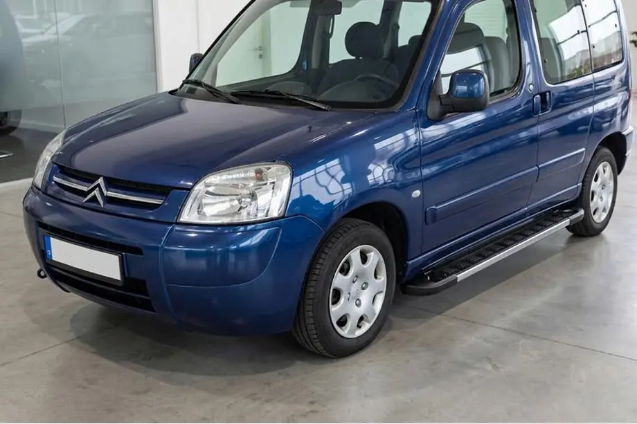 Citroen Berlingo 1996–2008 Sivukynnykset RedLine V1 (2 kpl, alumiini) Image