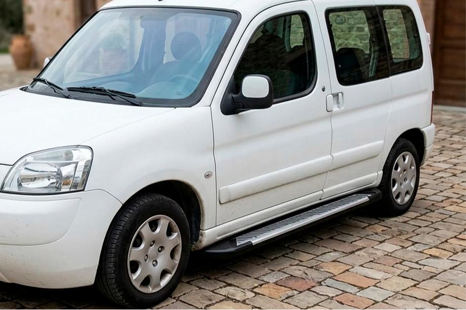 Peugeot Partner 1996–2008 Line-sivuporrassarja (2 kpl, alumiini) Image