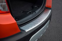 Chevrolet Trax 2012–2023 OmsaLine takapuskurin suojalista (RST) kuva 1