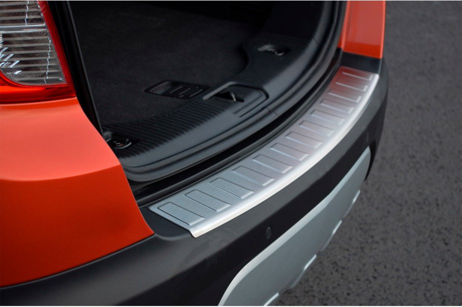Chevrolet Trax 2012–2023 OmsaLine takapuskurin suojalista (RST) Image