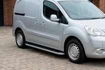 Peugeot Partner Tepee 2008–2018 Tayga Grey -sivuaskelmat (2 kpl, alumiini) kuva 1