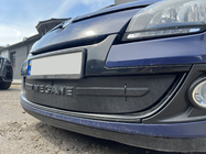 Renault Megane III 2009–2016 Talvisuoja etusäleikköön (2009-2013, alempi) Matta kuva 4