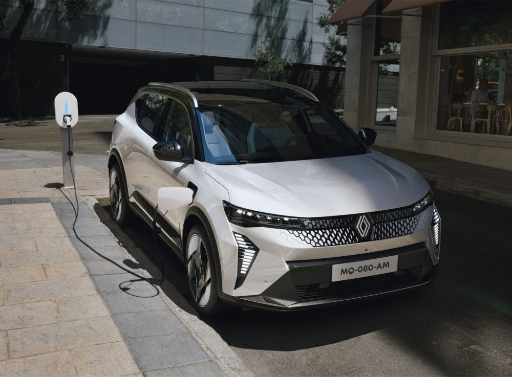 Renault Scenic E-Tech: Sähkö-SUV perheelle