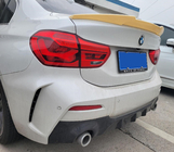 BMW 1-sarja F20/F21 2011–2019 M4-Style-spoileri (F52, kiiltävän musta) kuva 1