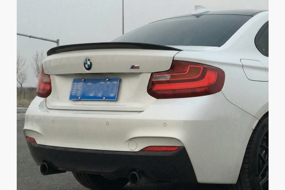 BMW 2-sarja F22/F23 2014–2021 P-Style-spoileri (F22, kiiltävä musta) Image