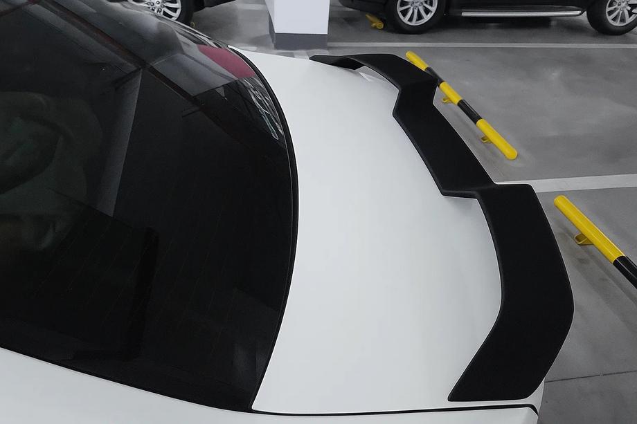 BMW 3-sarja G20/G21 2018– V-Style-spoileri (G20/G80, kiiltävä musta) Image