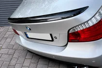 BMW 5-sarja E60/E61 2003–2010 M5-tyylinen spoileri (kiiltävä musta) kuva 5