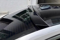 BMW 5/i5 -sarja G60/G60E/G61 2023– M4-Style takaluukun spoilerilippa (kiiltomusta) kuva 1