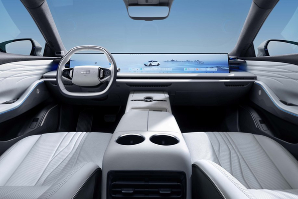 Geely Galaxy E8 -koeajo: tekniikka, varustelu ja kuvat Kuva 5