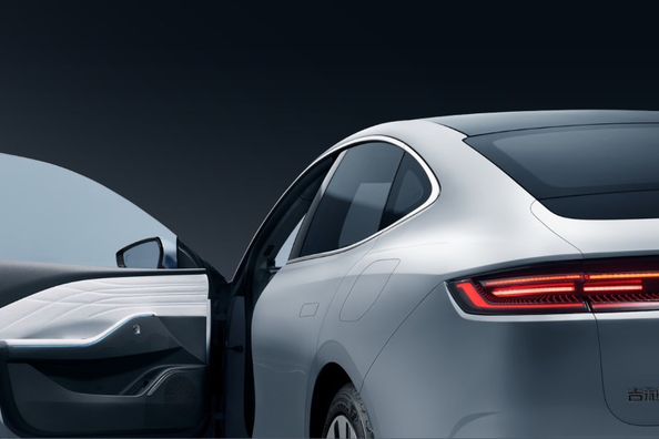 Geely Galaxy E8 -koeajo: tekniikka, varustelu ja kuvat Kuva 3