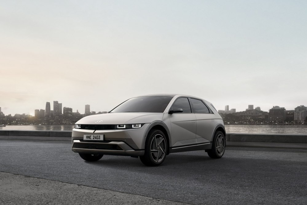 Päivitetty Hyundai IONIQ 5 2024: kehitys ja tyyli