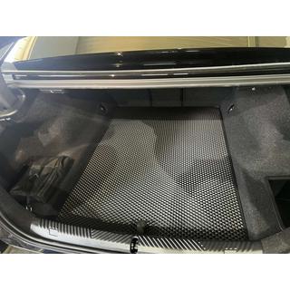 EVA-tavaratilan matto (G60, Musta) BMW 5/i5 -sarja G60/G60E/G61 2023– kuva 1