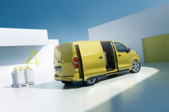 Opel Vivaro -koeajo: päivitetty dieselpakettiauto Kuva 3