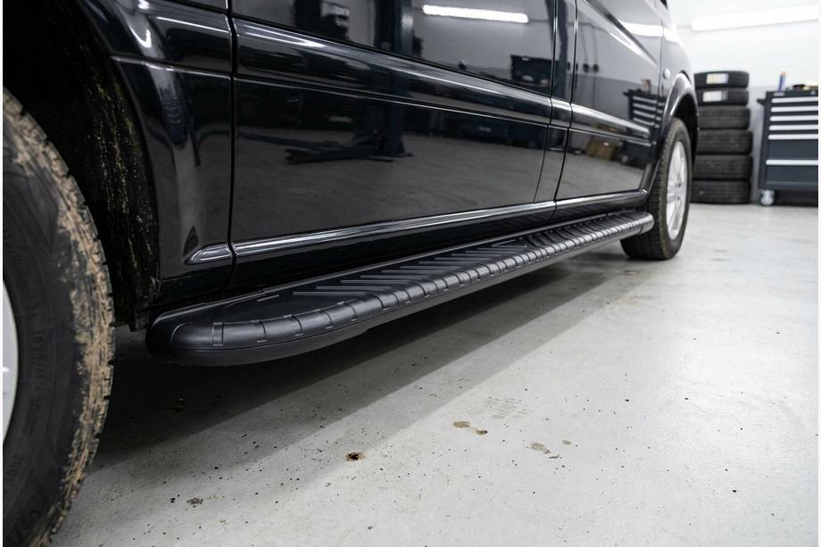 Mercedes Viano 2004–2014 Sivuporrast Bosphorus Black (2 kpl, alumiini) Image
