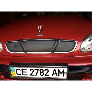 Talvisuoja jäähdyttimensäleikköön (yläosa) kuva 3