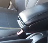 Seat Ibiza 2010–2017 Kyynärnoja (mukitelineeseen) kuva 1