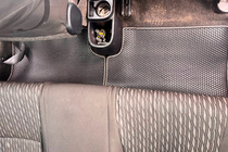 Toyota Yaris 2010–2020 Carsuit ДВС kumimatot matkustamoon (Mustat) kuva 5