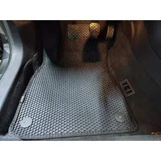 Carsuit kumimatot (Mustat) kuva 1