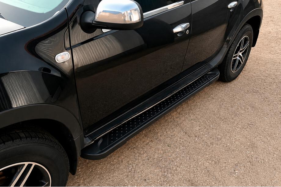 Dacia Duster 2008–2018 Allmond Black sivuportaat (2 kpl, alumiini) Image