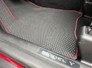 Tesla Model Y 2020– Kumimattosarja Carsuit (2020-2024, mustat) kuva 16
