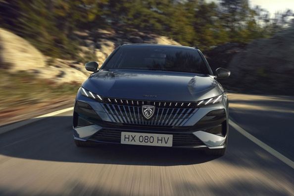 Peugeot 308 SW 2025 -koeajo: tyylikäs ja käytännöllinen farmari
