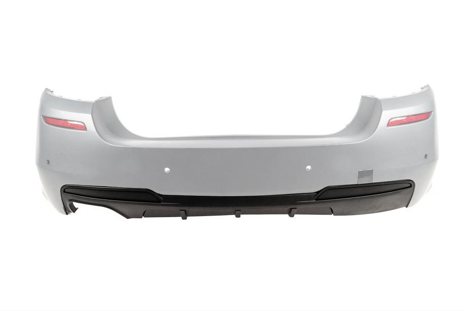 BMW 5-sarja F10/F11 2010–2016 Takapuskurin diffuusori yksipuoliselle tuplapakoputkelle (M-Performance) Kuva 1