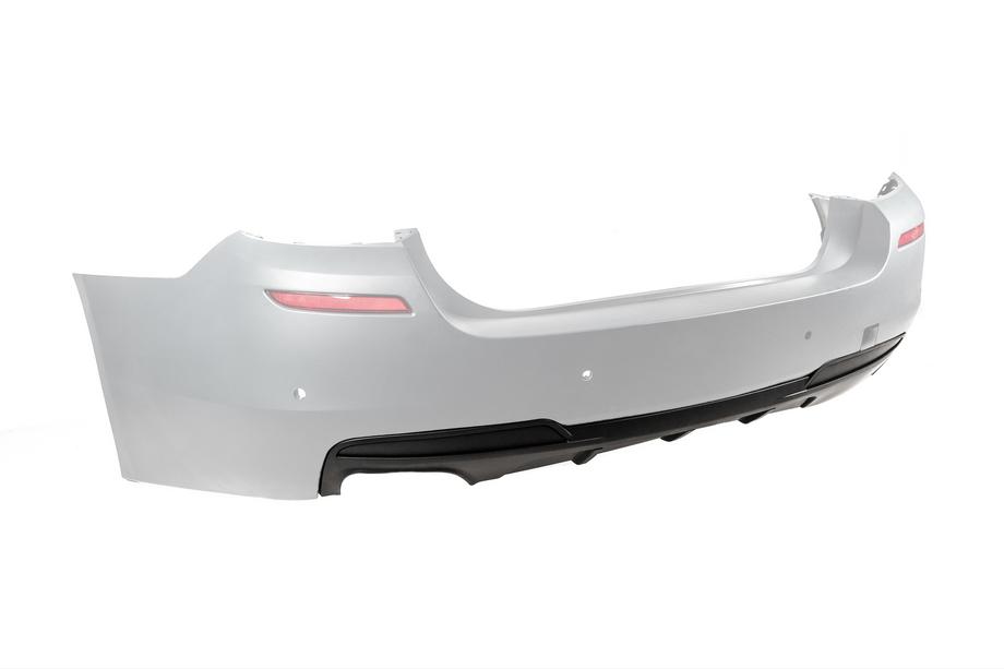 BMW 5-sarja F10/F11 2010–2016 Takapuskurin diffuusori yksipuoliselle tuplapakoputkelle (M-Performance) Kuva 2