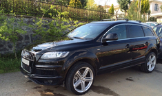 Audi Q7 2005–2015 Kattotelineen poikkitangot integroituihin kattokaiteisiin, lukittavat WingCarrier V2 (2 kpl) Musta kuva 21