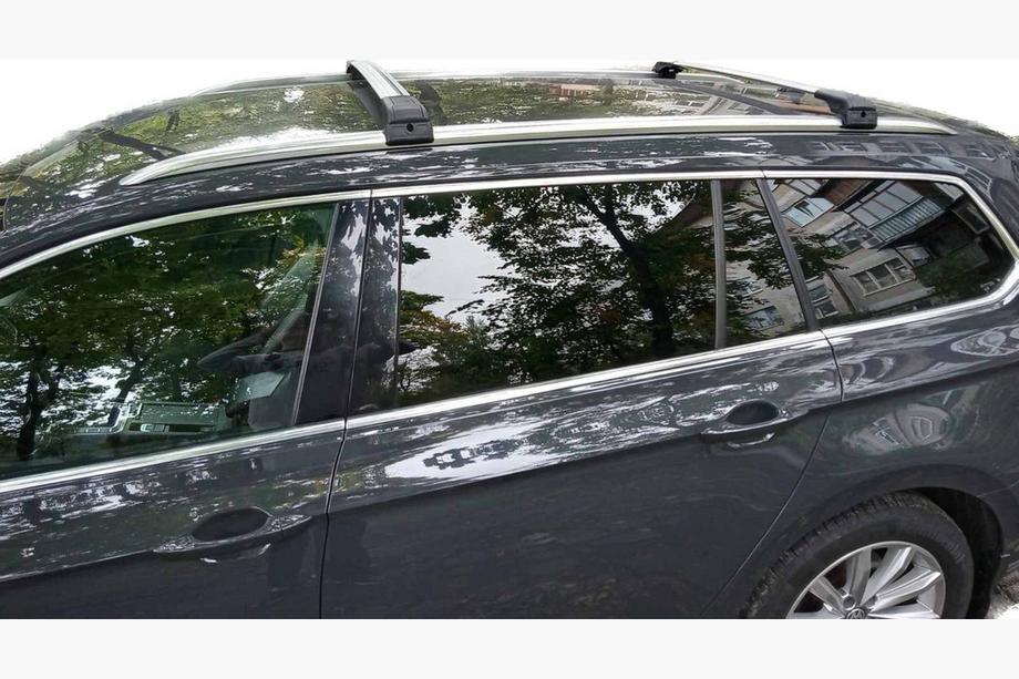 Volkswagen Passat B8 2015–2023 Kattotelineen poikkitangot integroituihin kattokaiteisiin, lukittavat WingCarrier V2 (2 kpl) Image