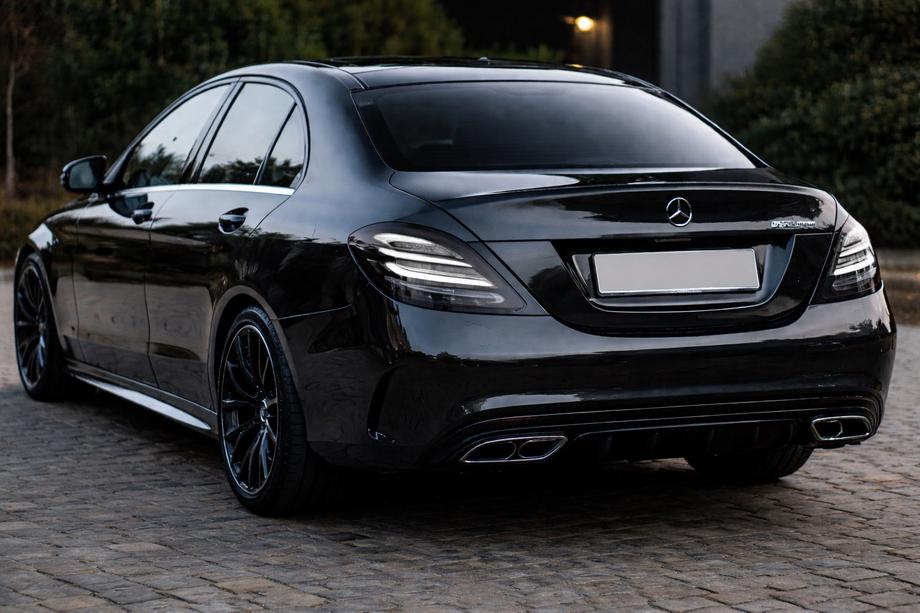 Mercedes C-class W205 2014–2021 Takavalot BlackEdition V2 (2 kpl) Image