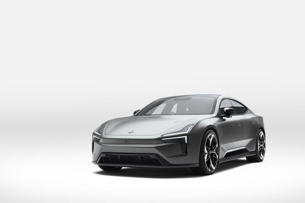 Polestar 5 2025 -koeajo: sähköinen lippulaivasedan