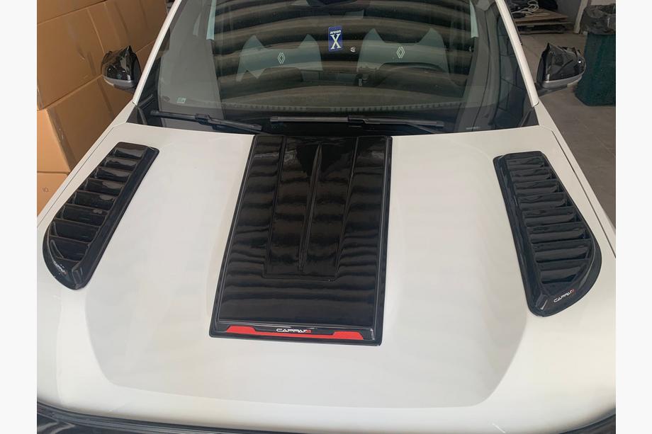 Dacia Duster 2024– Konepellin suojalistat Eurocap (2 kpl, ABS) Image