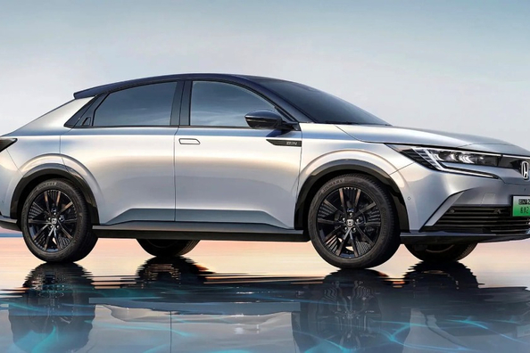Koeajo: sähköinen crossover Honda e:NP2