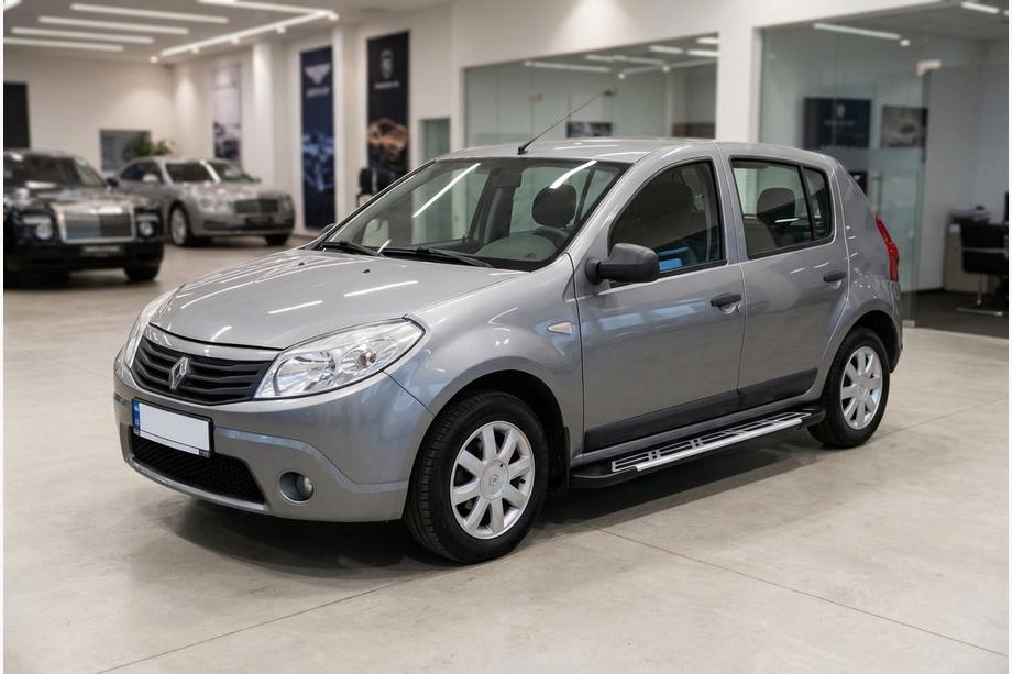 Renault Sandero 2007–2013 Sunrise sivuportaat (2 kpl, alumiini) Image