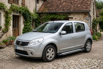 Renault Sandero 2007–2013 Rainbow sivuportaat (2 kpl, alumiini) kuva 1