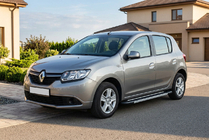 Dacia Sandero 2013–2020 RedLine V1 sivuportaat (2 kpl, alumiini) kuva 1