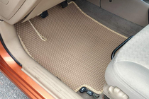 Chevrolet Aveo T250 2005–2011 Kumimatot Carsuit (Beige) kuva 1