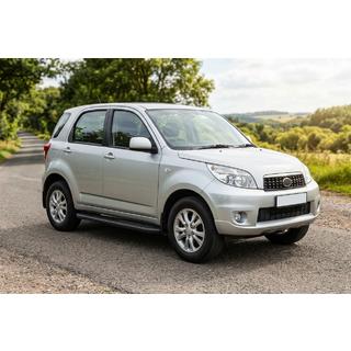 Sivuporrast Bosphorus Black (2 kpl, alumiini) Daihatsu Terios 2006–2017 kuva 1