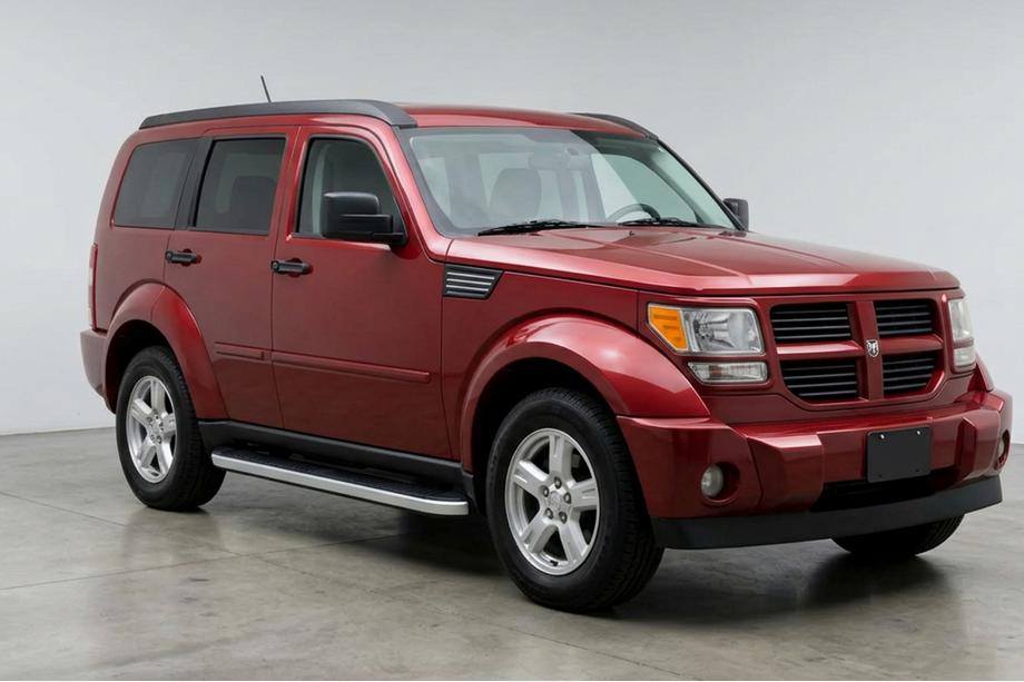 Dodge Nitro 2006–2011 Tayga Grey -sivuaskelmat (2 kpl, alumiini) Image