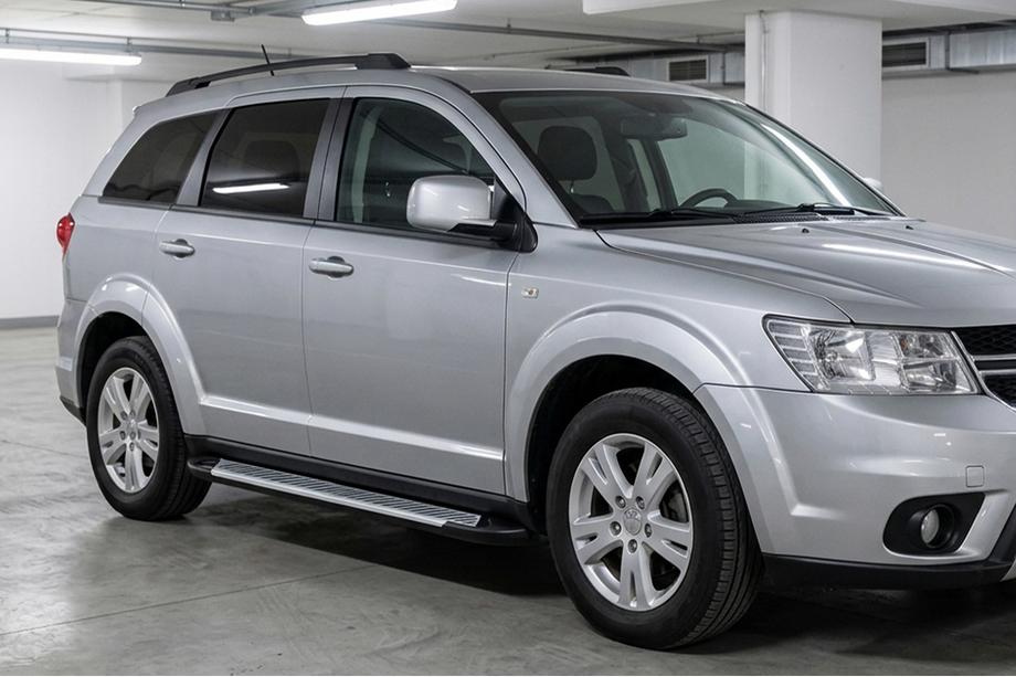 Fiat Freemont 2011–2016 Line-astinlaudat (2 kpl, alumiini) Image