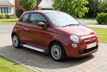 Fiat 500/500L 2013–2022 Allmond Grey -sivuporrassarja (2 kpl, alumiini) kuva 1